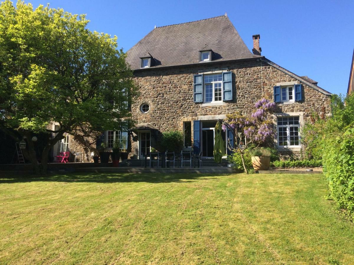 Maison De Vacances, Gite "Le Vieux Logis" A Profondeville Exterior foto